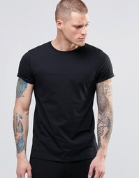 Черная футболка с круглым вырезом и отворотами на рукавах ASOS