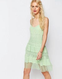 Кружевное платье мини с ярусным дизайном ASOS Premium - Нежно-зеленый