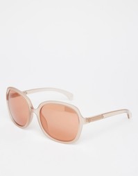 Солнцезащитные oversize‑очки в стиле 70‑х Calvin Klein