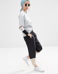 Брюки в стиле колор блок без застежки ASOS WHITE