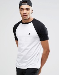 Белая рубашка с логотипом и черными рукавами-реглан ASOS