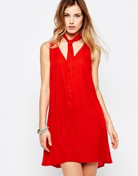 Цельнокройное платье с шарфом Daisy Street - Красный