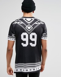 Удлиненная черная футболка с монохромным ацтекским принтом ASOS