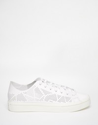 Белые кроссовки с перфорацией Adidas Originals Court Vantage - Белый