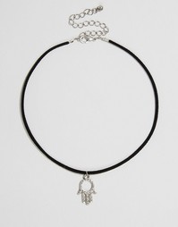 Ожерелье на шнурке с подвеской хамса ASOS - Черный