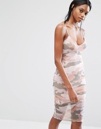 Сетчатое платье миди с камуфляжным принтом Missguided - Телесный