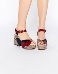 Сандалии на толстой платформе ASOS TOOT TOOT - Snake