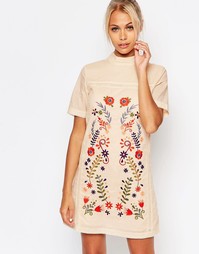 Цельнокройное платье с вышивкой Fashion Union - Песок