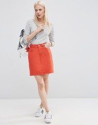 Красная джинсовая юбка с завышенной талией ASOS - Цветной деним