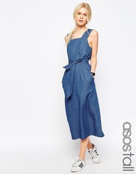 Джинсовое платье миди с ремешком ASOS TALL - Синий