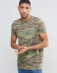 Удлиненная футболка зеленой камуфляжной расцветки ASOS - Зеленый