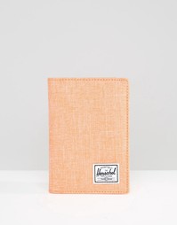 Персиковая обложка для паспорта со штриховкой Herschel Supply Co Rayno