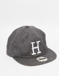 Шерстяная классическая кепка HUF x New Era - Серый