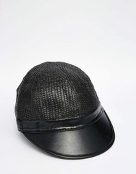 Черная соломенная кепка с козырьком из искусственной кожи ASOS