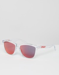 Квадратные солнцезащитные очки с красными зеркальными стеклами Oakley