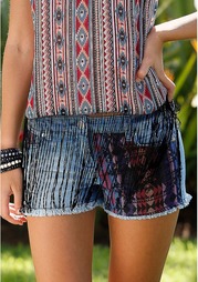 Джинсовые шорты