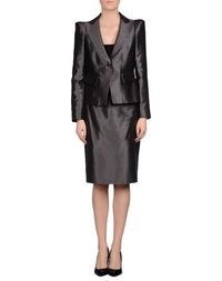 Классический костюм Armani Collezioni