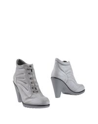 Серые Полусапоги и высокие ботинки Hogan BY Karl Lagerfeld