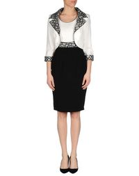 Классический костюм Musani Couture
