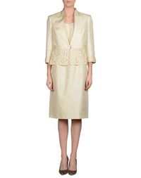Классический костюм Musani Couture