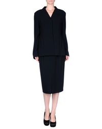 Классический костюм MAX Mara