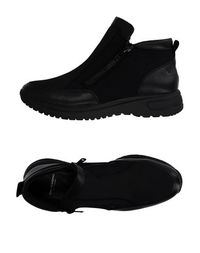 Низкие кеды и кроссовки Vagabond