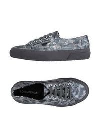 Низкие кеды и кроссовки Superga