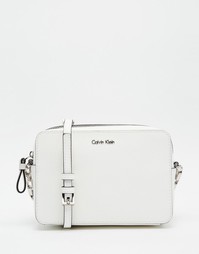 Белая кожаная сумка через плечо Calvin Klein - Белый