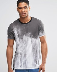 Длинная футболка с асимметричным краем и принтом ASOS - Серый