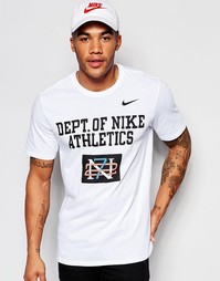Белая футболка с принтом Nike 779704-100