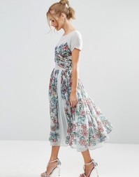 Платье миди для выпускного с цветочным принтом ASOS SALON - Синий