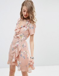Чайное платье с запахом, оборкой и цветочным принтом ASOS