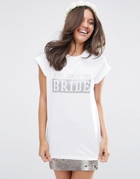 Футболка бойфренда с блестящим принтом Here Comes The Bride ASOS