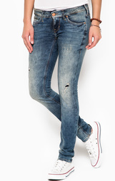 Джинсы Mustang