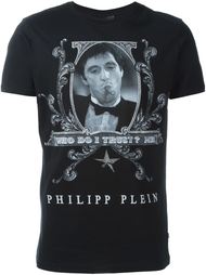 футболка 'Who Do I Trust' Philipp Plein