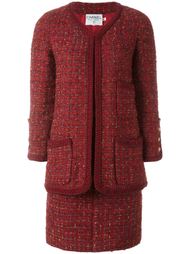 bouclé suit Chanel Vintage