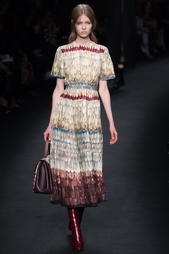 Платье с принтом Valentino