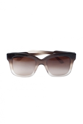 Солнцезащитные очки в коричневой оправе Stella Mc Cartney