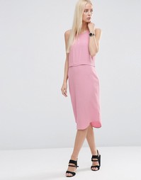 Платье с разрезом спереди ASOS - Розовый