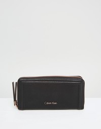 Большой кошелек на молнии Calvin Klein Robyn - Черный