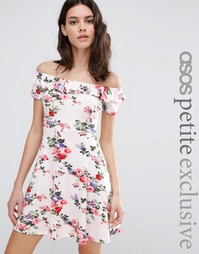Приталенное платье с открытыми плечами и цветочным принтом ASOS PETITE