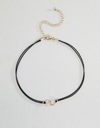 Ожерелье-чокер со шнурком и соединенными сердечками ASOS - Золотой