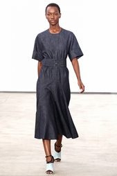 Джинсовое платье Derek Lam