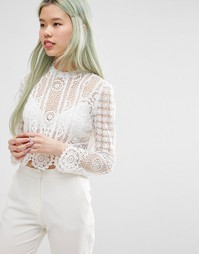 Кружевной топ с высоким воротом ASOS Premium - Белый
