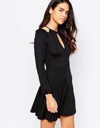 Платье с открытыми плечами и вырезом капелькой AX Paris - Черный