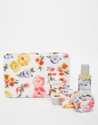 Косметический набор для ухода за телом Vintage &amp; Co Patterns &amp; Petals Beauty Extras