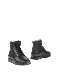 Полусапоги и высокие ботинки Santoni