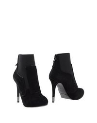 Черные Полусапоги и высокие ботинки Guess