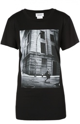 Удлиненная футболка прямого кроя с фотопринтом DKNY