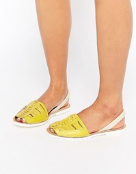 Плетеные кожаные сандалии с ремешком на пятке Park Lane - Желтый